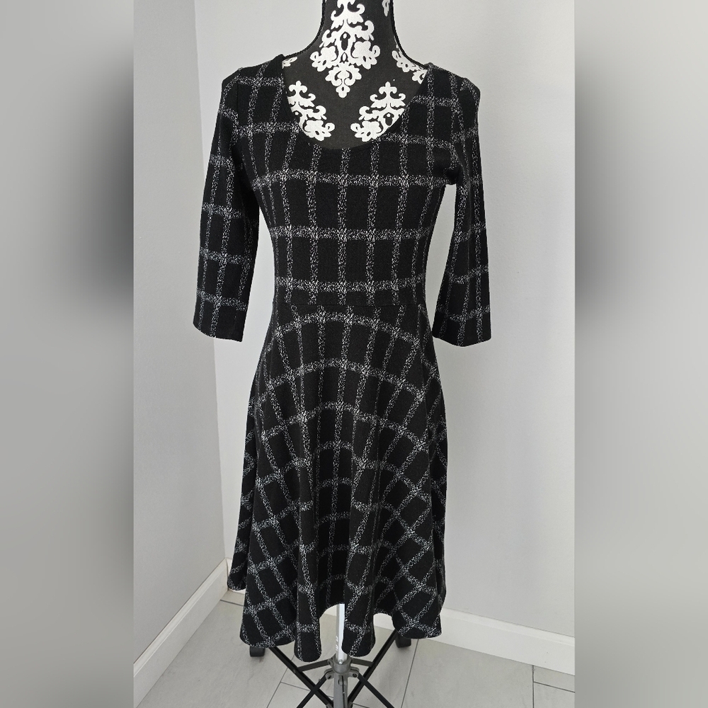 Leota casual dress size M